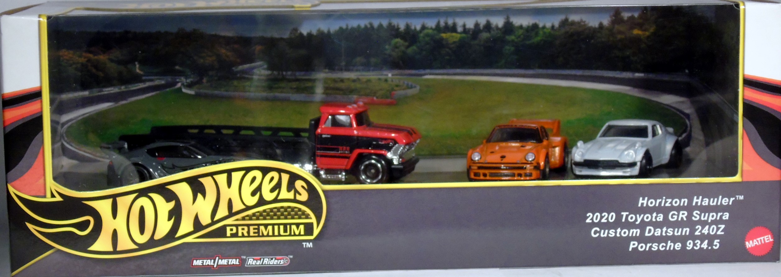 Hot Wheels Premium Horizon Hauler Display